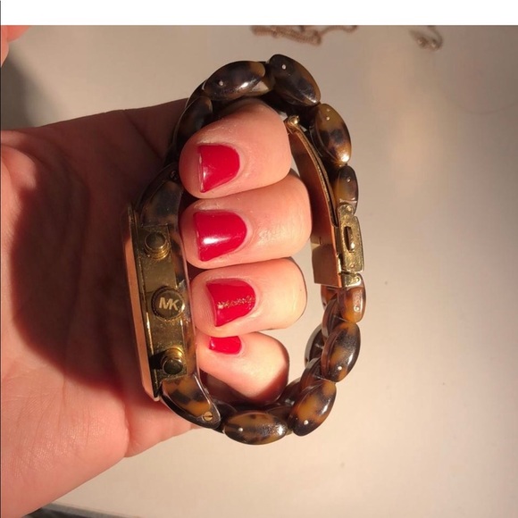 Michael Kors Gold & Tortoiseshell Watch (working) - Picture 7 of 8